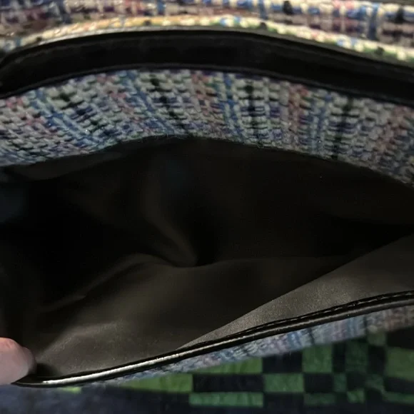 Coach Tweed Shoulder Bag with Black Trim - Picture 6 of 16